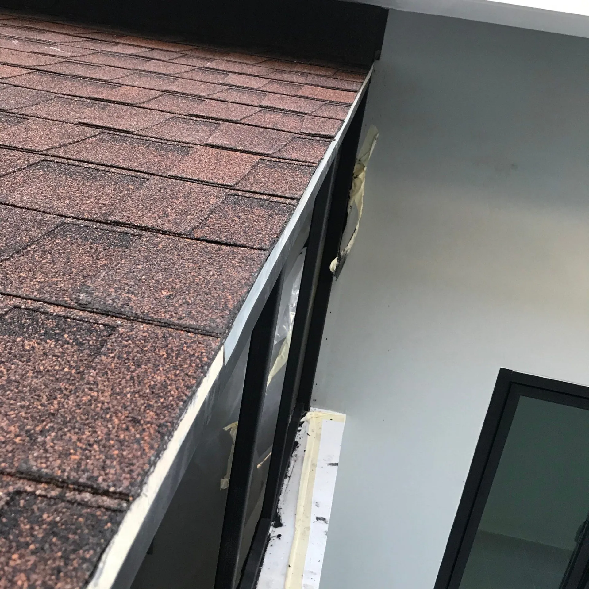 ผลงานหลังคาหลังคา Shingle Roof โดย KUNNAPAB Home Solution เขตประเวศ