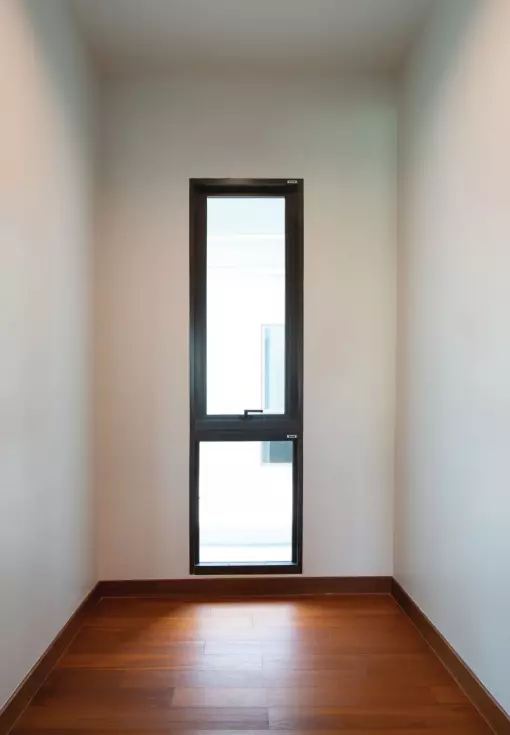 อลูมิเนียม TOSTEM รุ่น ATIS