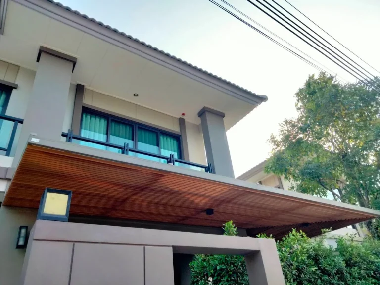 ระแนงบังแดดหน้าบ้าน